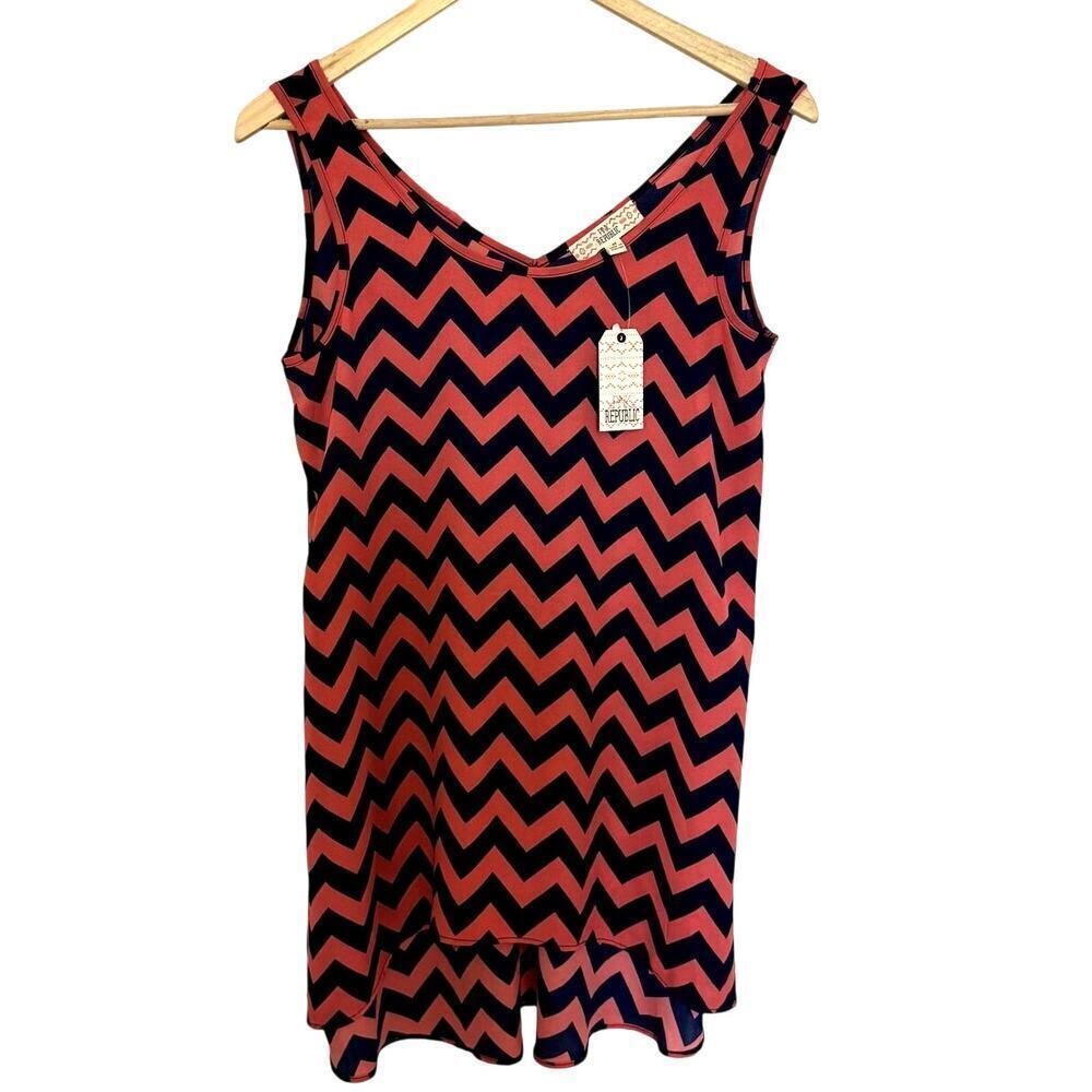 NWT Pink Republic Pink & Navy Chevron Hi-Low Tank Tunic Women's Medium